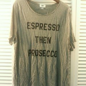 Grey Old Navy tee